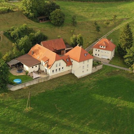 Ferienwohnungen Finkengrund Bueren  ภายนอก รูปภาพ